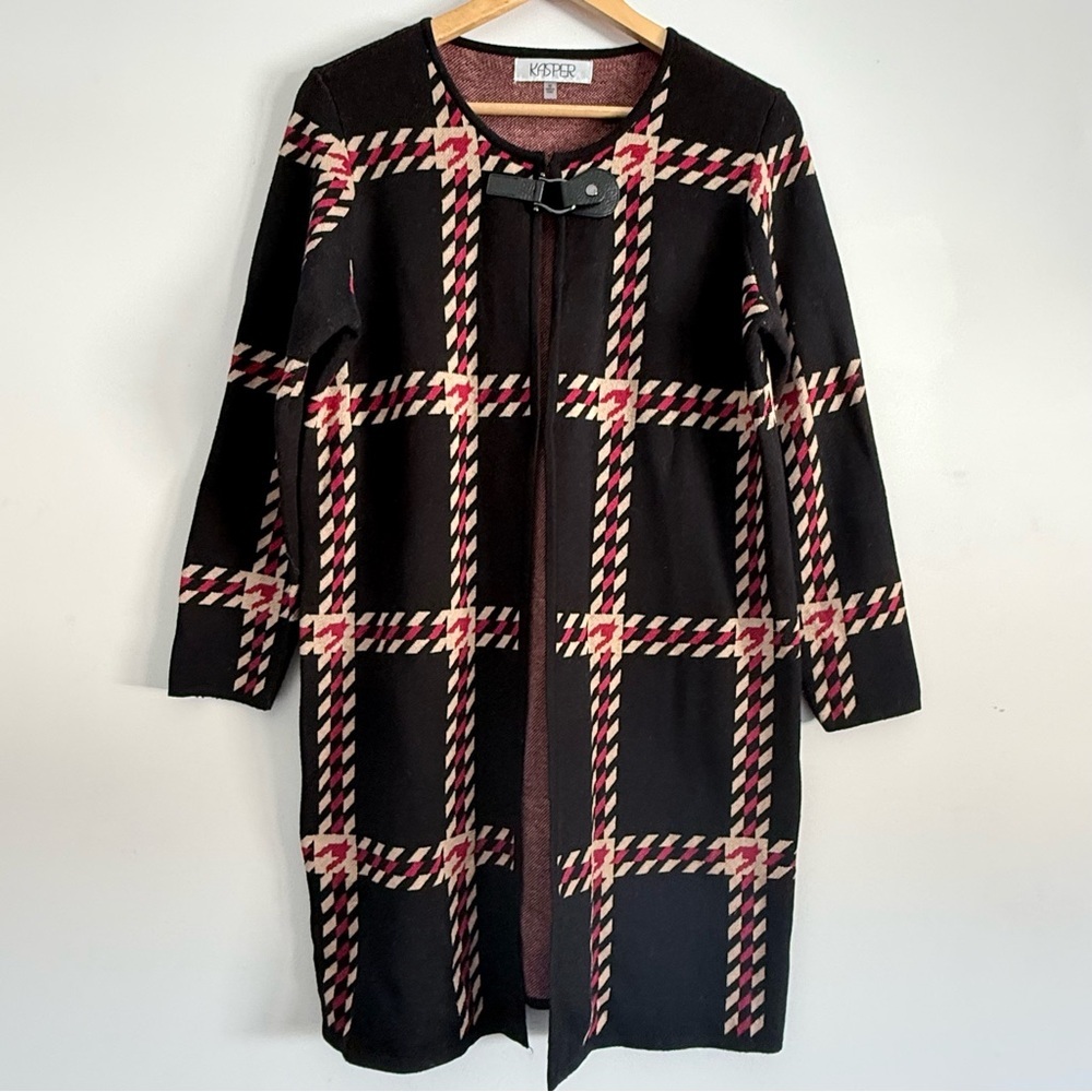 Kasper Black and Red Textured Garment